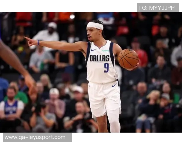 浓眉称赞小内姆哈德具备控卫所需判断力与决策能力令人期待