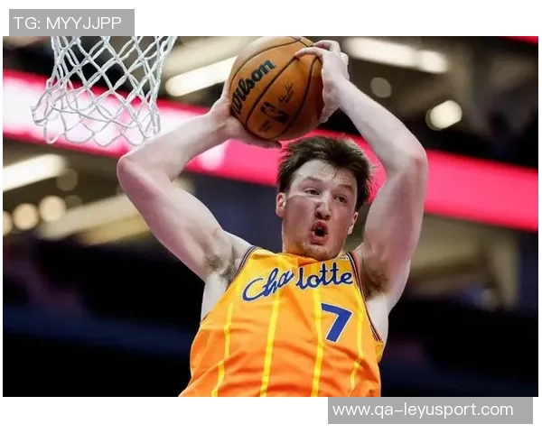 克尼佩尔创造NBA历史新纪录9场比赛投进30记三分球